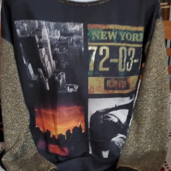 Sweater - Picture 4 of 4